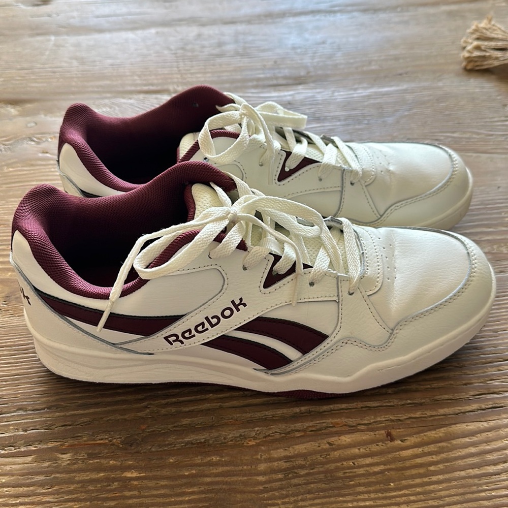 Reebok Unisex-Adult Court Advance Sneaker size 10